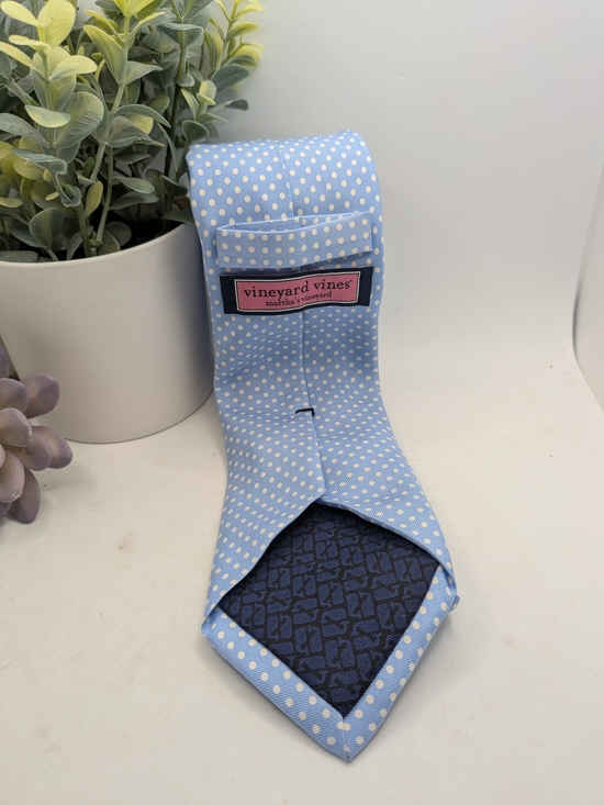 Vineyard Vines Other - Vineyard Vines Light Blue Polka Dot Men's Tie